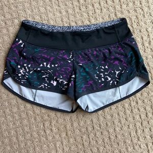 Lululemon speed up short 2.5”